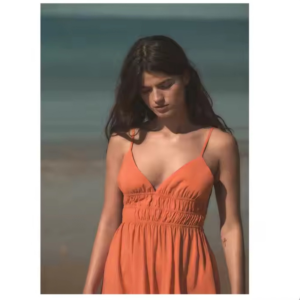 ZARA BEACH DRESS! - Picture 3 of 4